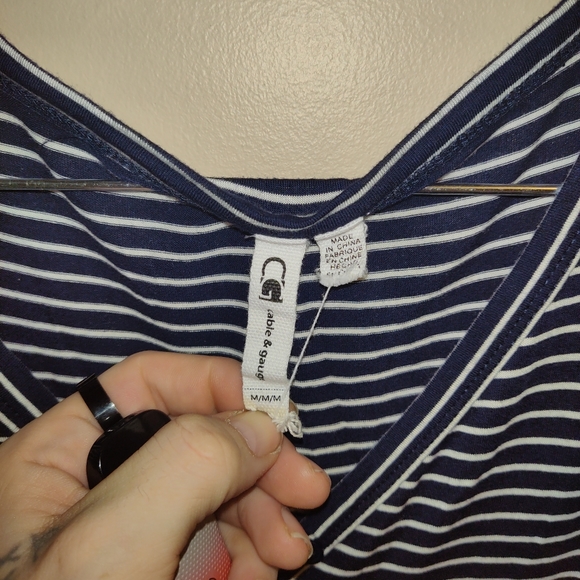 Bundle of 3 tank tops medium - Picture 6 of 10